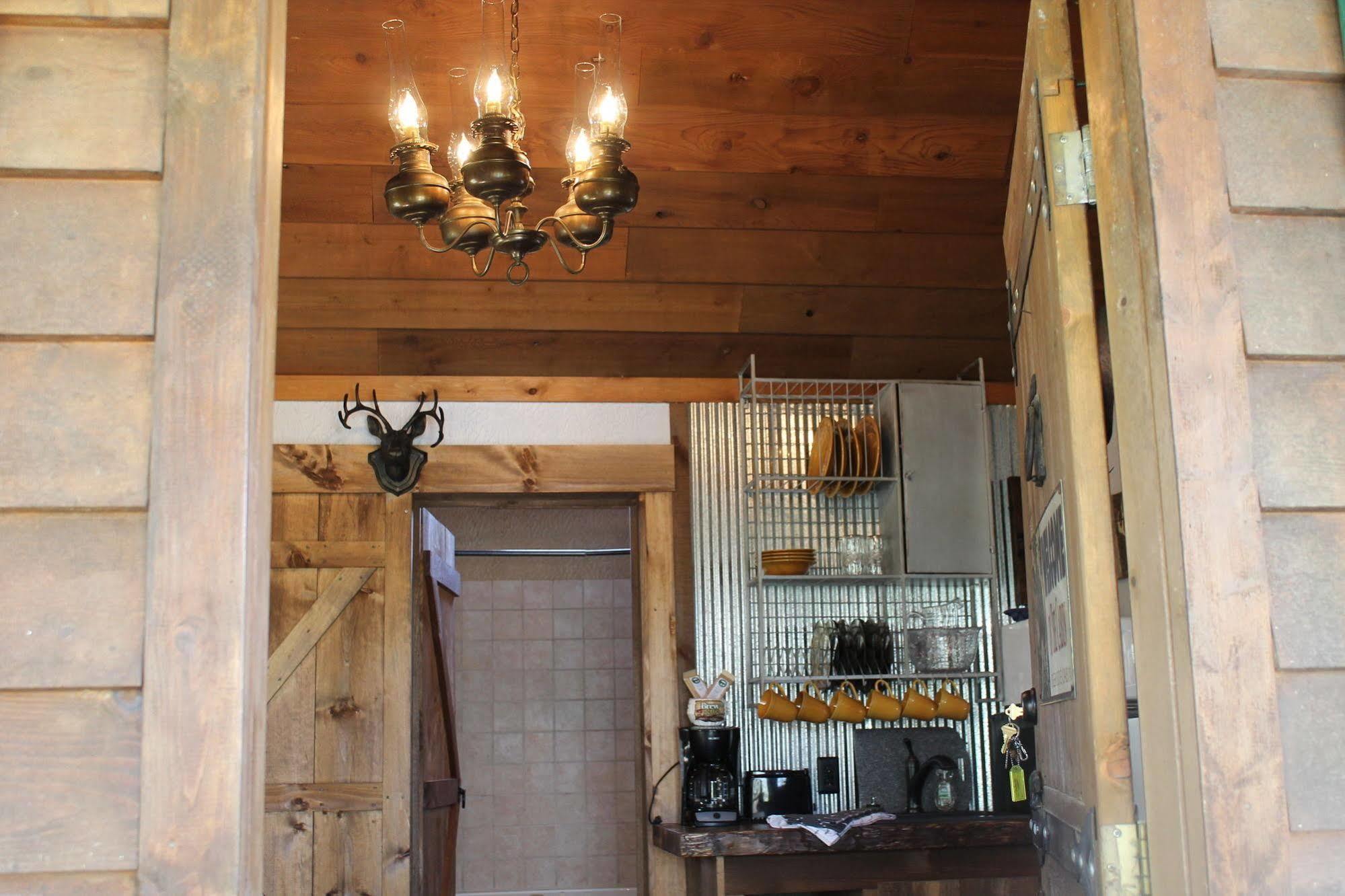 Bear Creek Lodge Cabin Resort Reeds Spring Eksteriør bilde